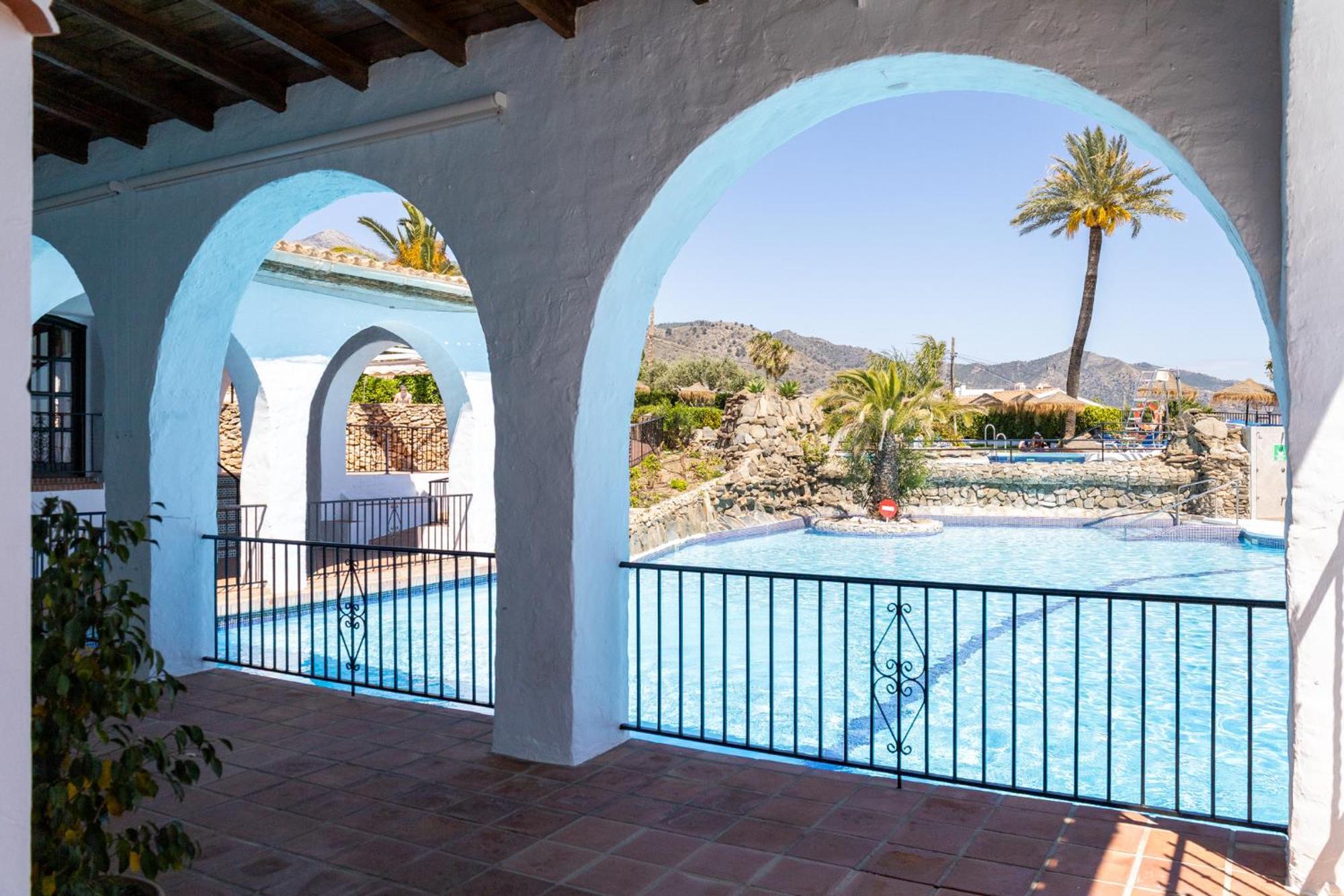 Capistrano Village B, 1 Bedroom + Free Wi-Fi Nerja Exterior photo