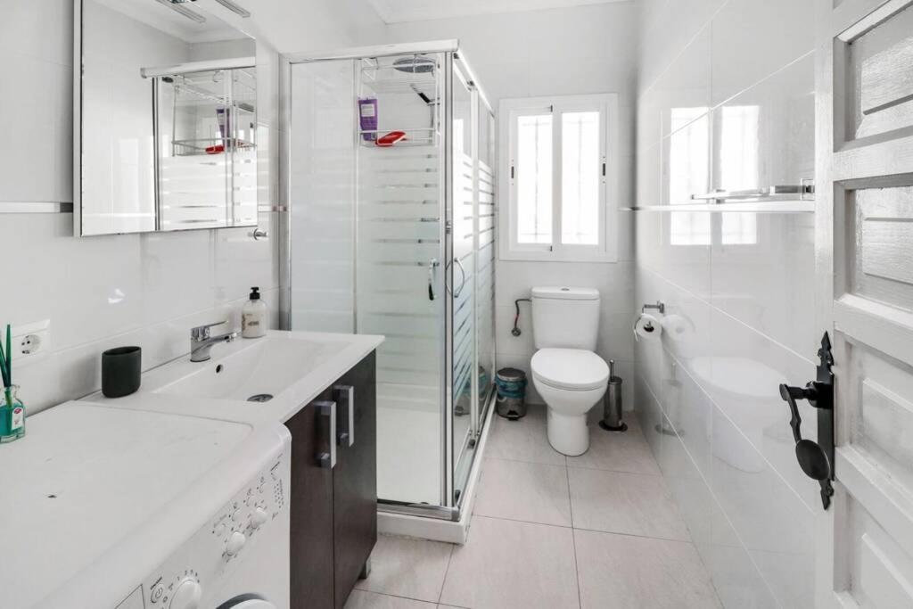 Capistrano Village B, 1 Bedroom + Free Wi-Fi Nerja Exterior photo